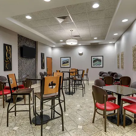 Drury Inn & Suites St Joseph-3